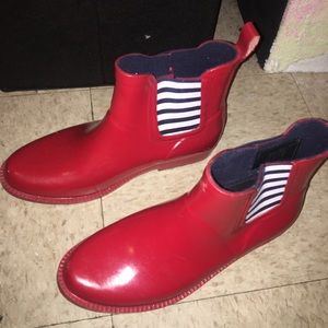 Aldo Rainboots